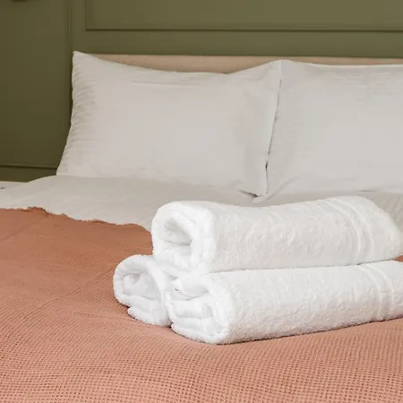 Malinova Leaf By Bookinghost Apartament *