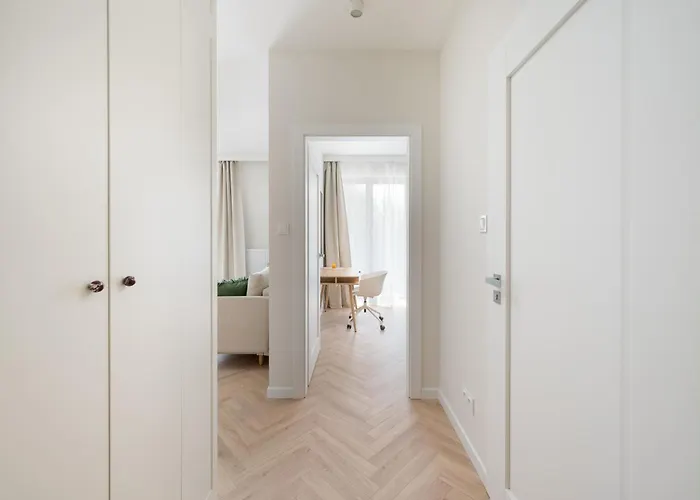 Apartment Malinova Leaf By Bookinghost