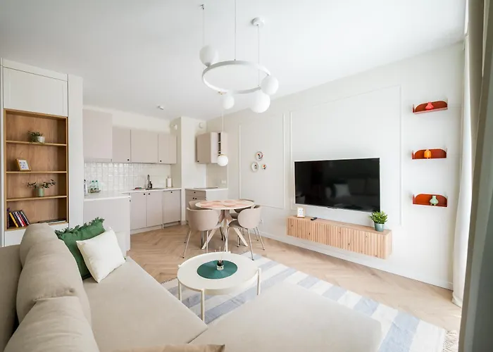 Lejlighed Malinova Leaf By Bookinghost *