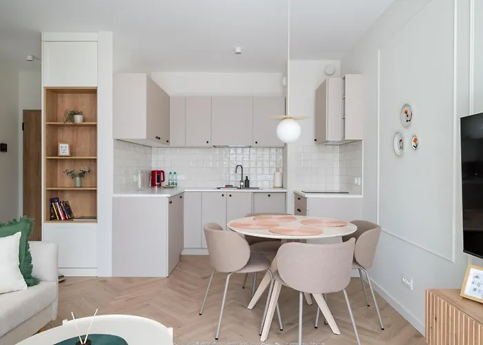 Lejlighed Malinova Leaf By Bookinghost